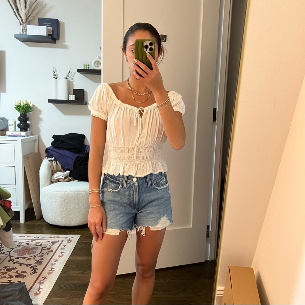 ASTR white cap sleeve tie front blouse
